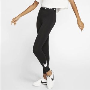 NWOT Nike high-waisted swoosh leggings